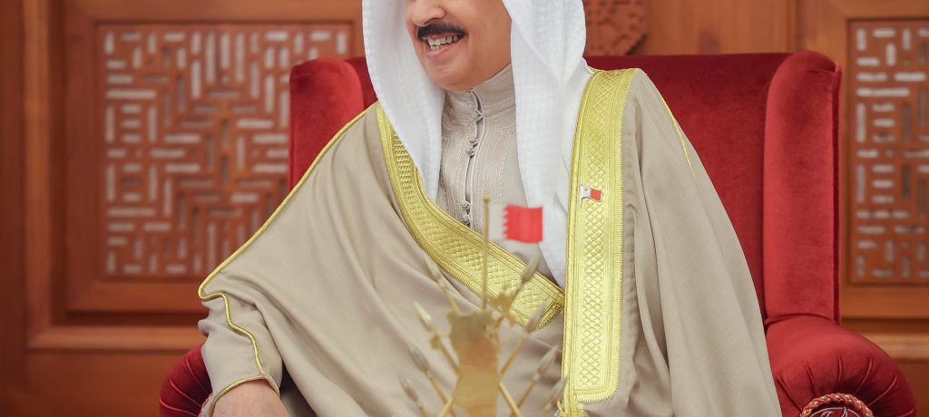 حاكم البحرين يقود «حفلة زار» لتخوين الشيعة..ووزراء ونوّاب يشاركون في التحريض