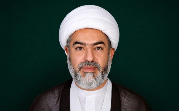 رجل دين يهاجم حاكم البحرين: يهدد الشعب بالتطهير والأحكام العسكرية