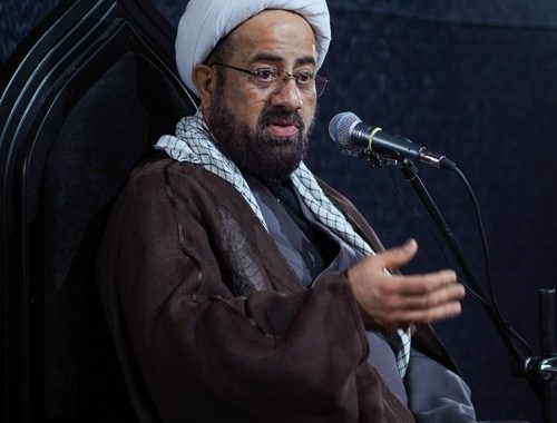 النظام الخليفيّ يرحّل قسرًا المجموعة الأولى من المسقطة جنسيّتهم   