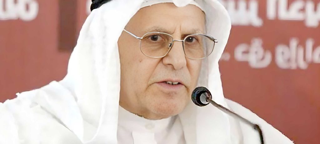 النظام الخليفي يصادر كتاب وزيره الأسبق الذي يروي فضل 
