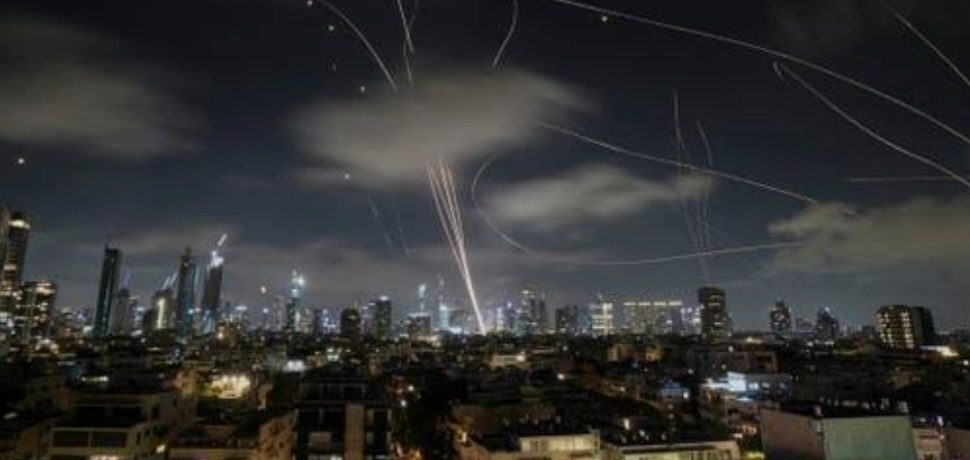 ائتلاف 14 فبراير يبارك الردّ الإيرانيّ على الجرائم الصهيونيّة