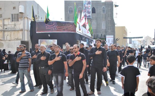 الموقف الأسبوعيّ: شعب البحرين سيقطع الأيدي التي تنال من شعائر عاشوراء.. ولن يساوم على هويّته وقيمه في الحريّة والتحرير
