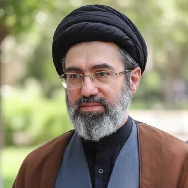 بيان قائد الثورة الإسلاميّة «السيّد مجتبى الخامنئي» حول تشييع «إمام المستضعفين» وتبيين القضايا المهمّة في البلاد
