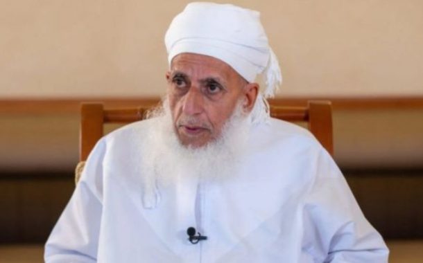 مفتي عُمان يحذر من اتساع الفجوة بين المسلمين ويدعو إلى نصرة غزّة