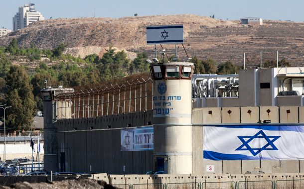 قمع متواصل في سجون الاحتلال.. اعتداء على الأسيرات وتفشي الأمراض وسط حرمانهن العلاج