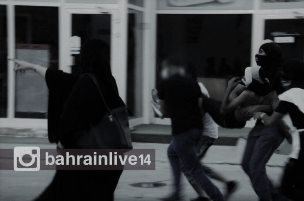 Bahrain live records mercenaries firing on demonstrators bodies with fission shots