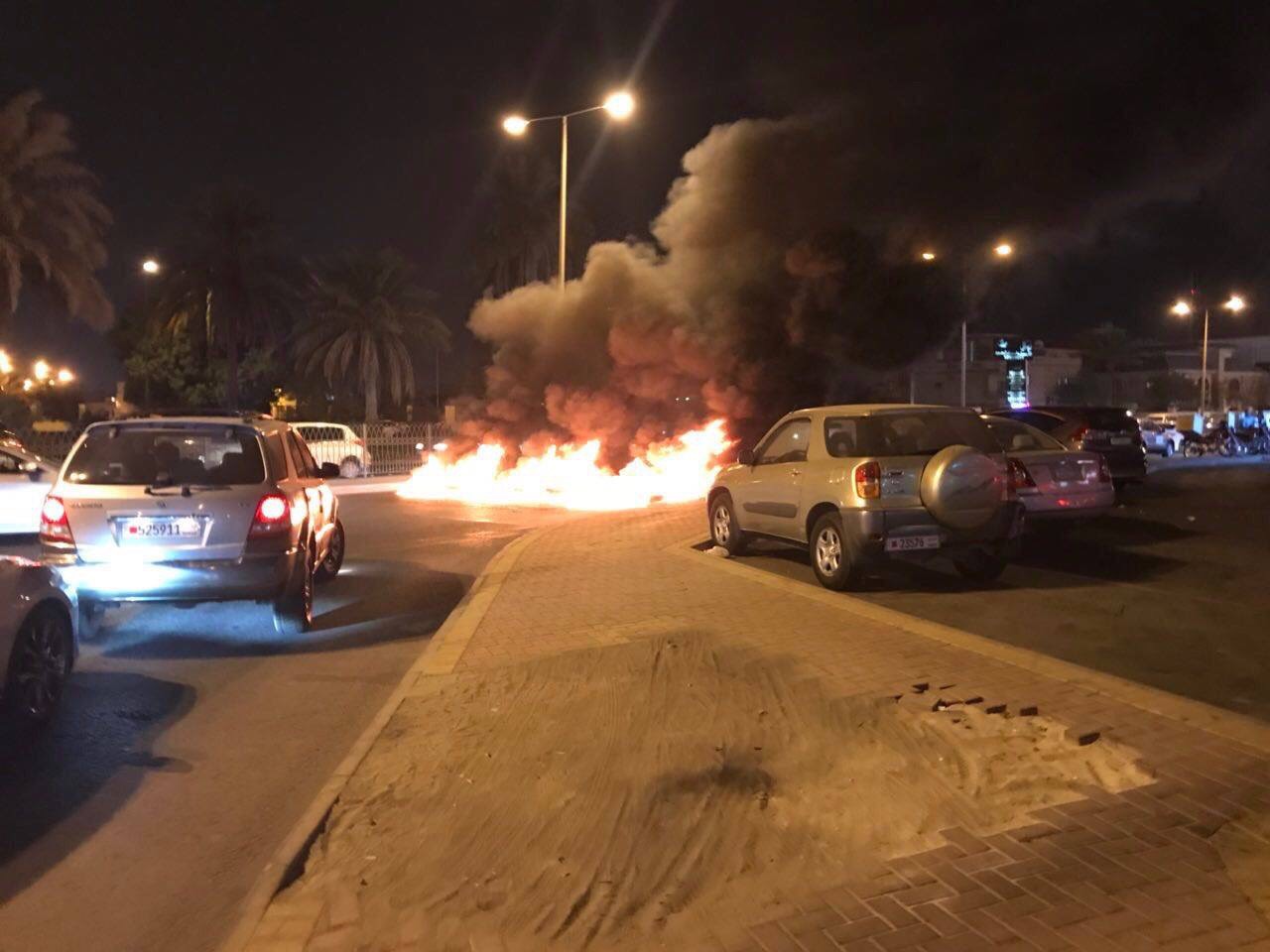 قطع عدد من «شوارع البحرين» رفضًا للاعتداء على الشعائر الحسينيّة