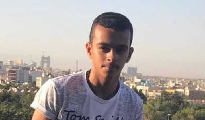 الكيان الخليفيّ يعتقل الفتى «علي حسين المنسي» من مطار البحرين الدوليّ